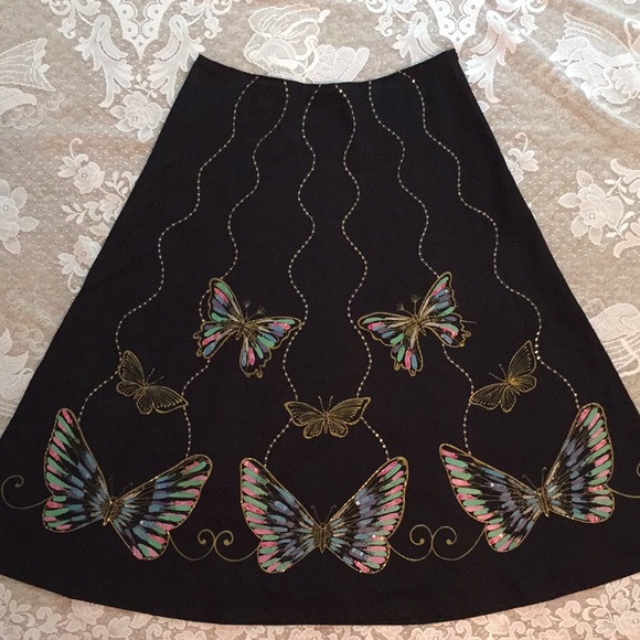 Gracie & Me Dresses & Skirts - Lined Butterfly Skirt